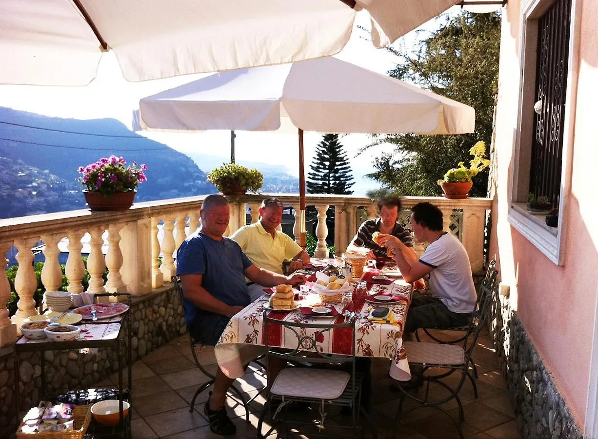 La Tana Del Tasso Ventimiglia Panzió Olaszország
